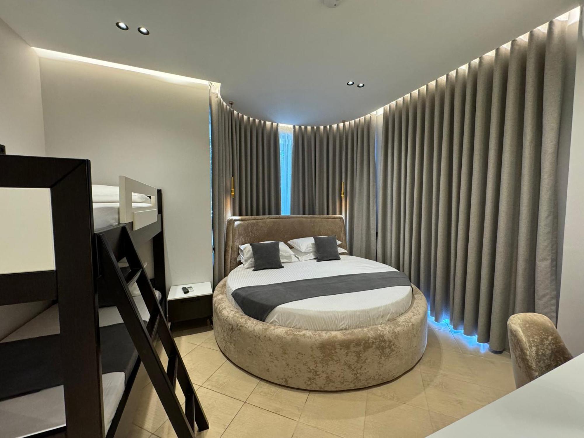 Villa Caca 卡萨米尔 外观 照片
